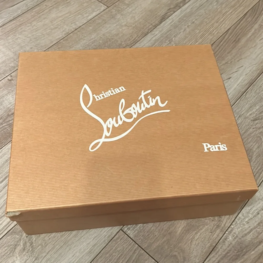 EUC Christian Louboutin Black/Gold heels Akenana 100 Jazz Calf/Suede Size 37